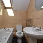 Rent 6 bedroom house in Leeds