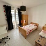 Rent 5 bedroom house of 160 m² in Villetelle