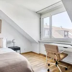 Miete 2 Schlafzimmer wohnung von 75 m² in Zürich