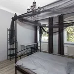 Rent a room of 96 m² in berlin