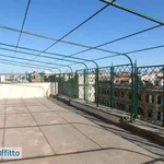 Affitto 6 camera appartamento di 302 m² in Rome