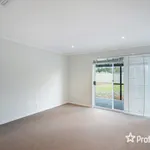 Rent 3 bedroom house in  Estella NSW 2650                        