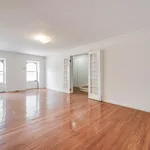 Rent 3 bedroom apartment in Newark