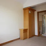 Rent 4 bedroom flat in Belfast