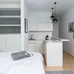 Rent 3 bedroom apartment of 25 m² in Berlin