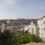 Rent 3 bedroom apartment of 90 m² in Lisboa