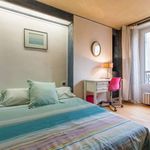 Rent 2 bedroom apartment of 50 m² in paris