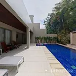 Rent 3 bedroom house of 300 m² in Phuket