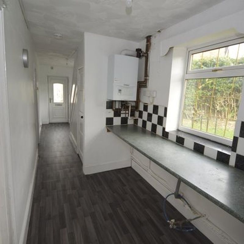 Semi-detached house to rent in Jeffrey Avenue, Wolverhampton, West Midlands WV4 Lower Penn