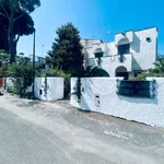 Rent 6 bedroom house of 200 m² in Terracina