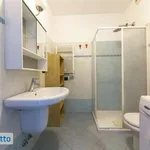 Rent 3 bedroom apartment of 90 m² in Milan