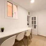 Rent a room of 170 m² in barcelona