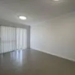 Rent 1 bedroom apartment in Beeliar