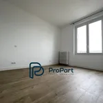 Appartement de 87 m² avec 4 chambre(s) en location à D