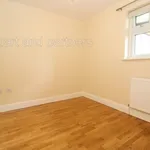 Rent 2 bedroom apartment in Cardiff