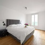 Appartement de 67 m² avec 5 chambre(s) en location à Paris