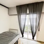 Rent 7 bedroom apartment in Granada