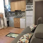 Rent 1 bedroom apartment of 40 m² in Napoli