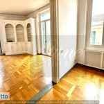 Rent 6 bedroom apartment of 200 m² in Rome