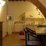 Rent 1 bedroom apartment of 60 m² in Siena