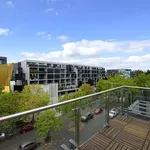 Rent 3 bedroom apartment in Braddon