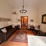 Rent 2 bedroom apartment of 65 m² in Naples