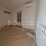 Affitto 3 camera appartamento di 70 m² in Lodi