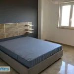 Affitto 1 camera appartamento di 110 m² in Palermo