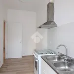 Affitto 4 camera appartamento di 69 m² in Acqui Terme