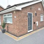 Rent 5 bedroom house in East Staffordshire