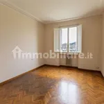 Rent 5 bedroom apartment of 257 m² in Florence