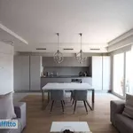 Rent 1 bedroom apartment of 80 m² in Florence