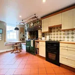 Rent 4 bedroom house in South West England