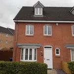 Rent 4 bedroom house in West Midlands