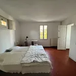 Maison de 202 m² avec 8 chambre(s) en location à EN PROVENCE