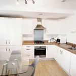 Rent 2 bedroom apartment in Renfrewshire