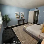 Rent 1 bedroom apartment of 84 m² in Los Angeles