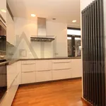 Rent 5 bedroom house in Prague