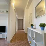 Rent a room in milan