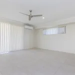 Rent 4 bedroom house in Caloundra West