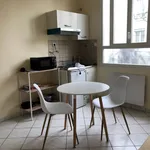 Appartement de 27 m² avec 2 chambre(s) en location à Ivry-sur-Seine