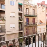 Rent a room of 58 m² in Barcelona