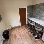 Rent 4 bedroom flat in West Midlands