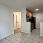 Rent 2 bedroom apartment of 102 m² in Queens