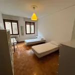 Rent 3 bedroom apartment of 100 m² in Padova