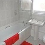 Rent 1 bedroom apartment in Glasgow