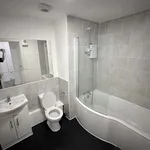 Rent 3 bedroom flat in North West England