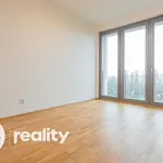 Pronajměte si 3 ložnic/e byt o rozloze 82 m² v Praha