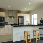 Rent 3 bedroom house in Papamoa