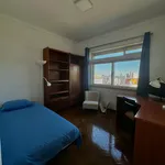 Rent 3 bedroom apartment in Lisbon